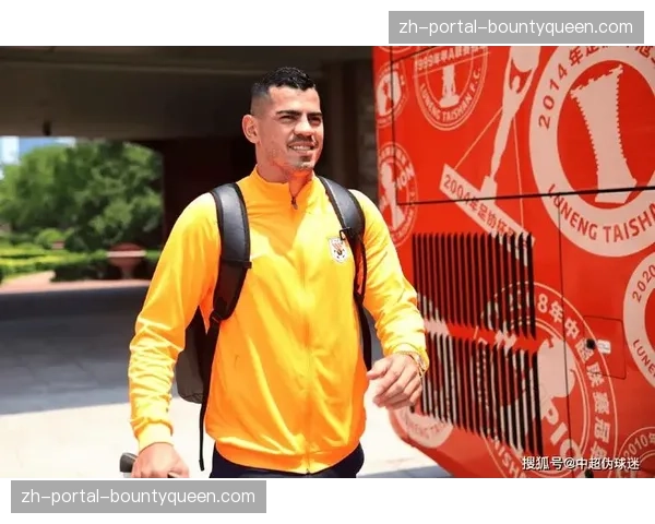 武汉三镇官方确认，外援中卫贾德松因伤缺席本轮联赛